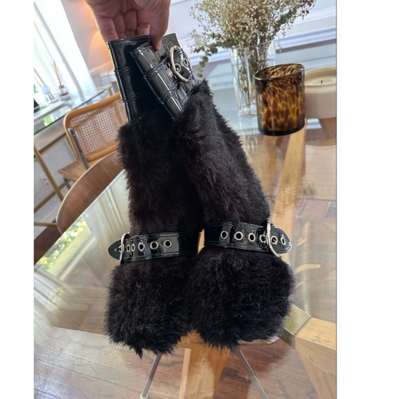 Miu Miu Faux Fur Snowboots - Picture 4 of 8